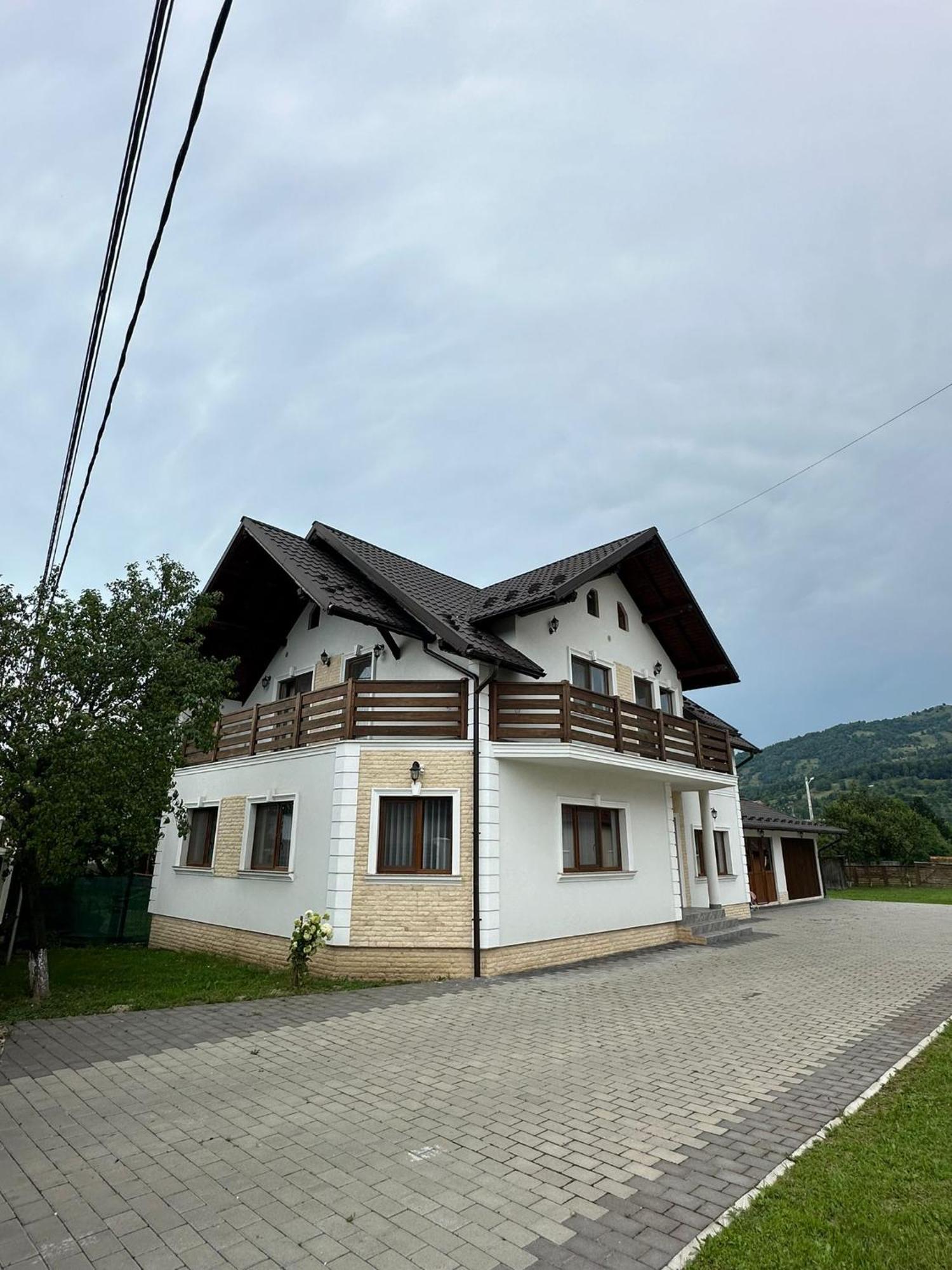 Hotel Casa Dacului Petrova Exterior foto